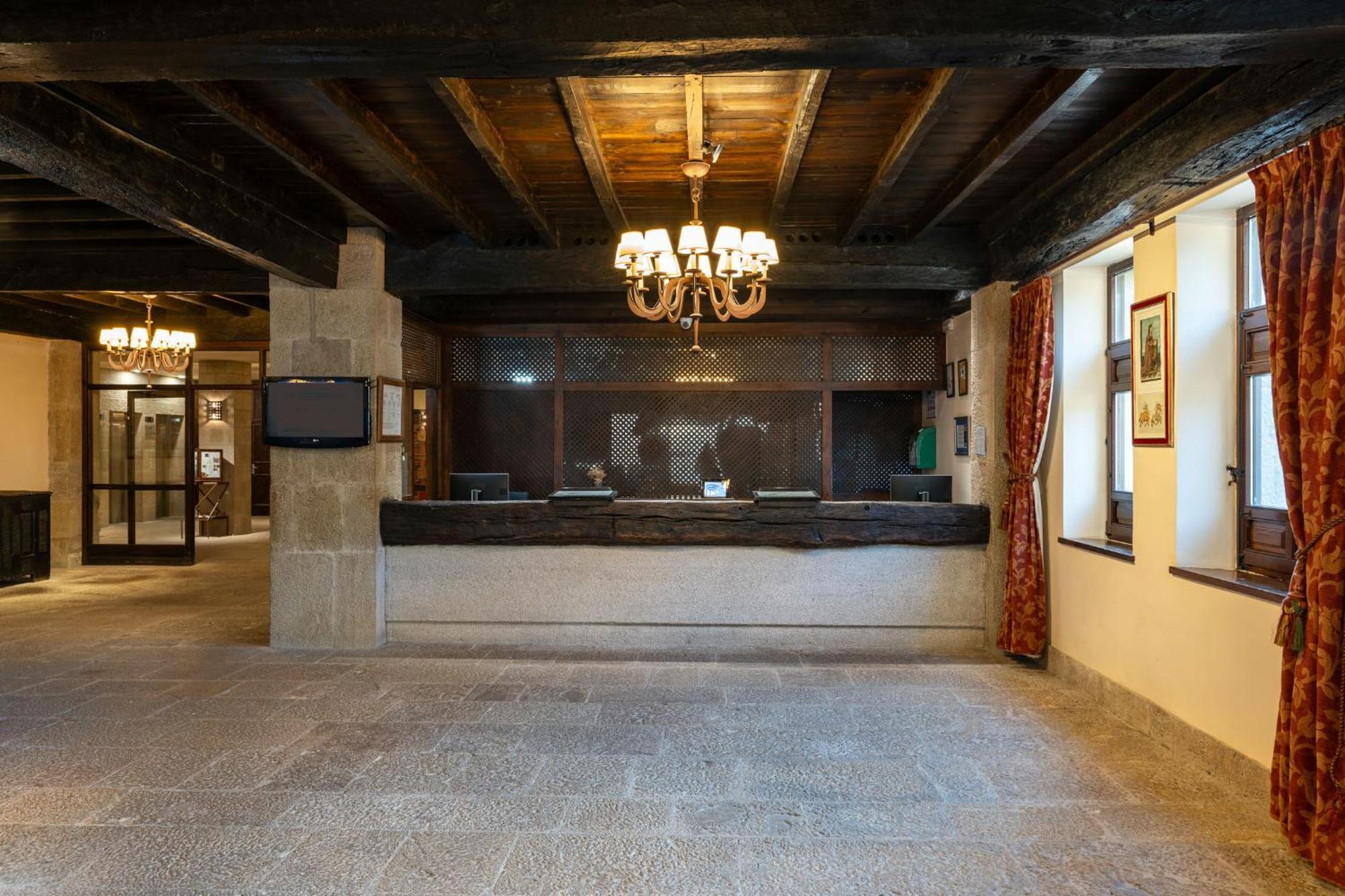 Parador De Сос-дель-Рей-Католіко Екстер'єр фото