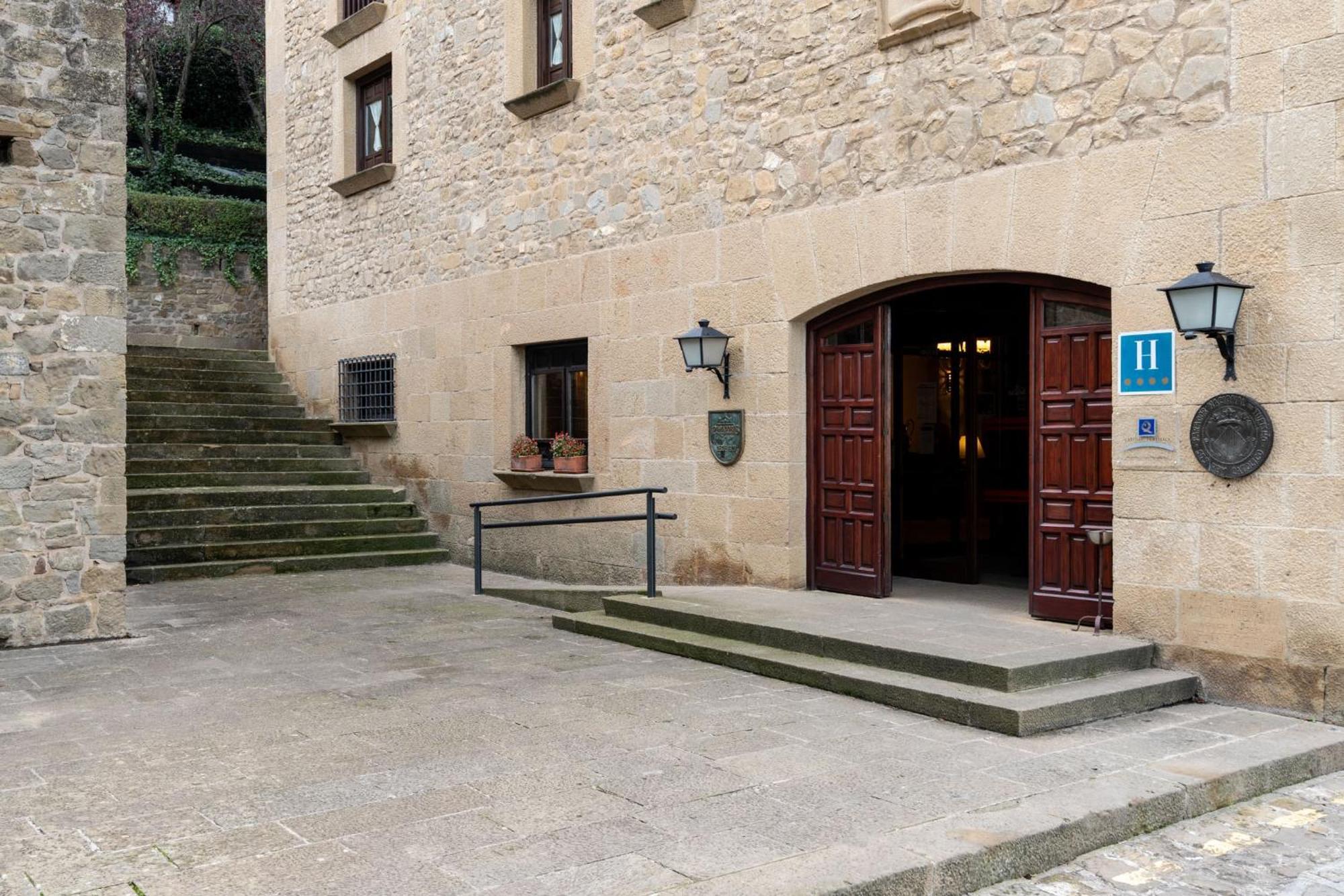Parador De Сос-дель-Рей-Католіко Екстер'єр фото
