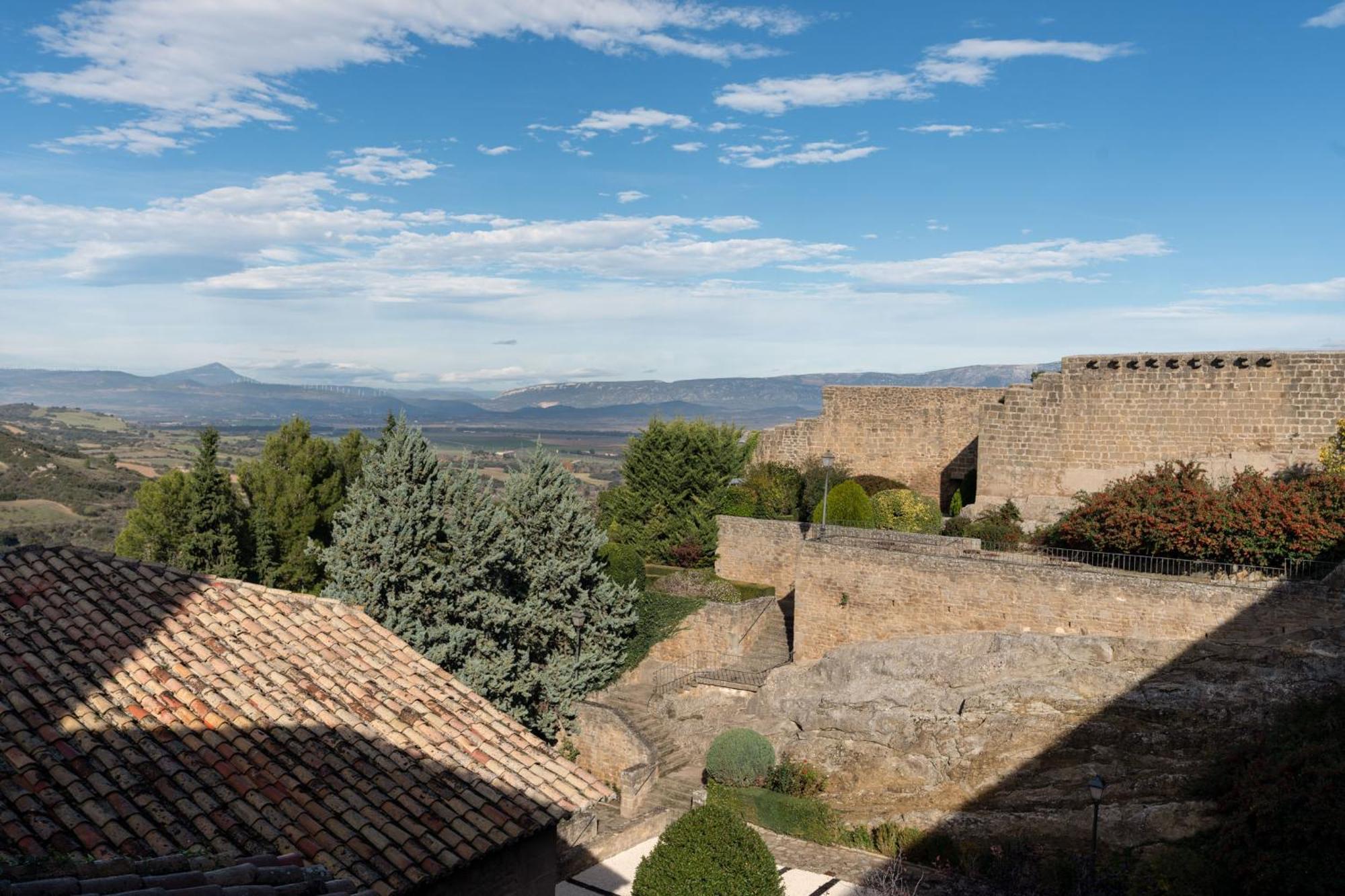 Parador De Сос-дель-Рей-Католіко Екстер'єр фото