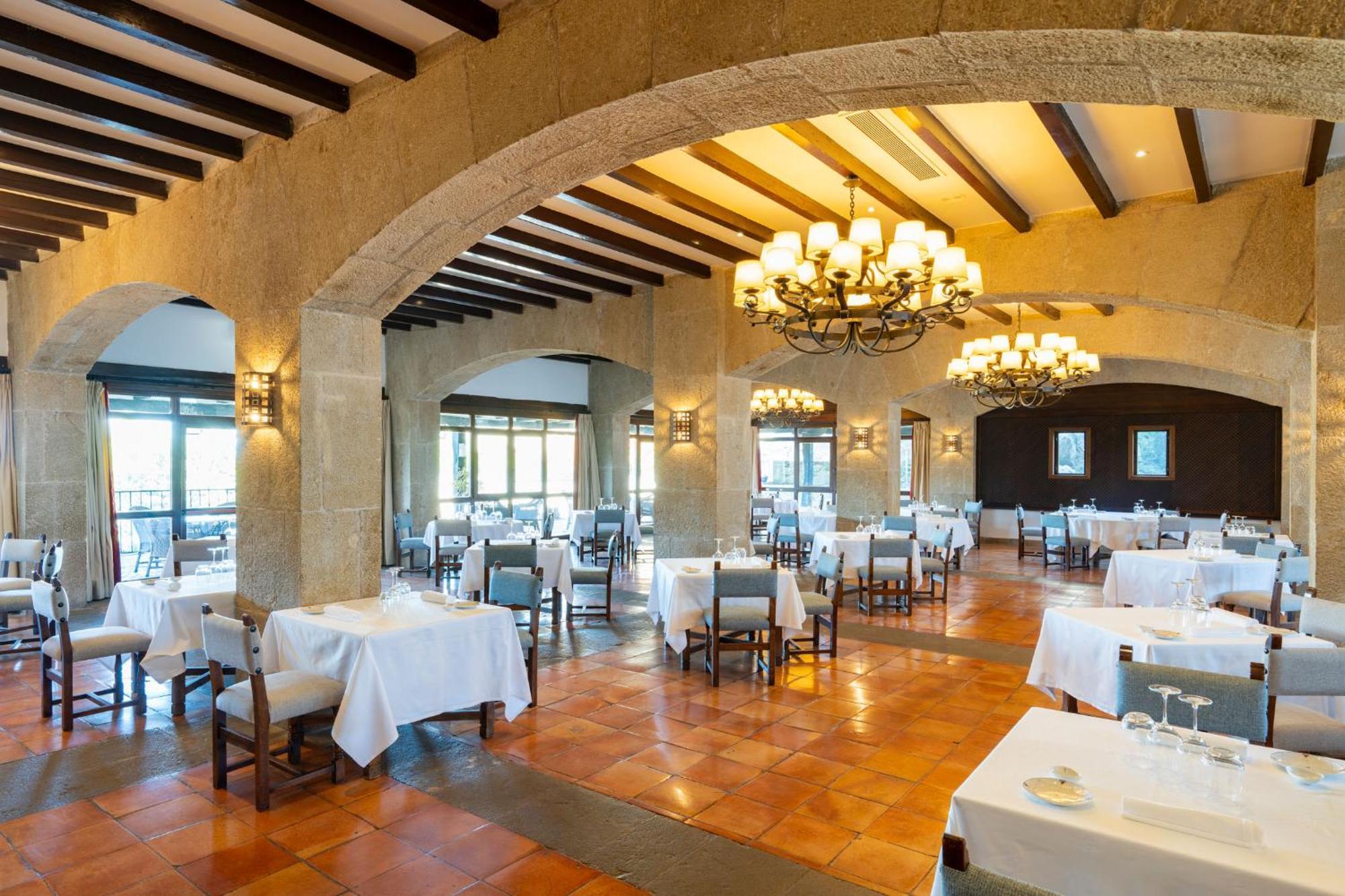 Parador De Сос-дель-Рей-Католіко Екстер'єр фото
